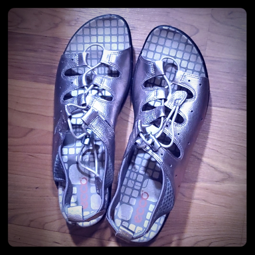 Size 11 Ecco Metallic Sandal